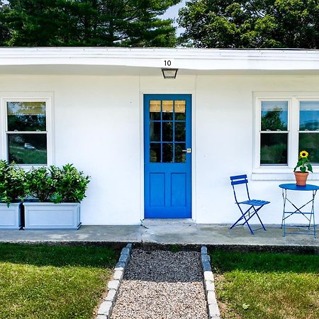 Marina Bay Cottages Waterford 외부 사진